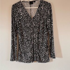 Tribal Black and White Top Size Medium